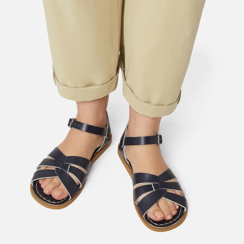 Salt Water Original Sandals in Navy - Size 9
